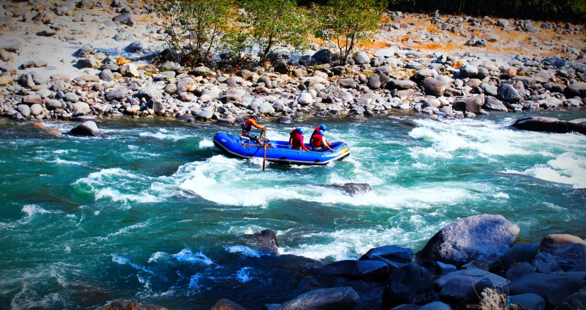 Manali Himachal Pradesh India river rafting adventure Beas River white water rafting scenic mountain experience Himachal Pradesh tour package