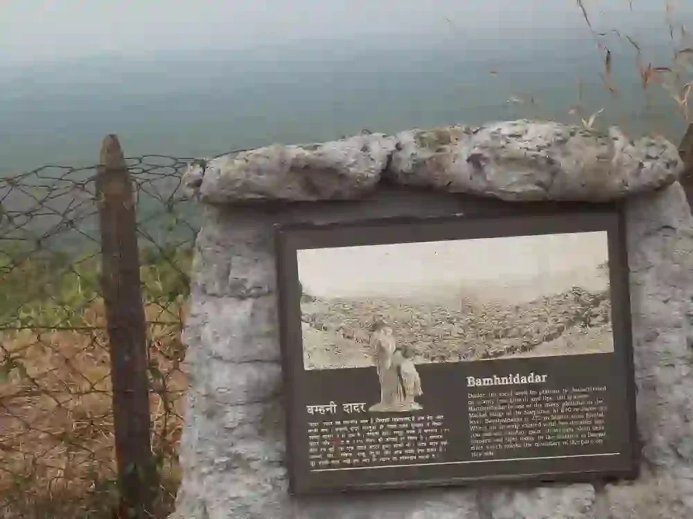 Bamni Dadar Pachmarhi sunset point with panoramic valley views in Madhya Pradesh tour packages