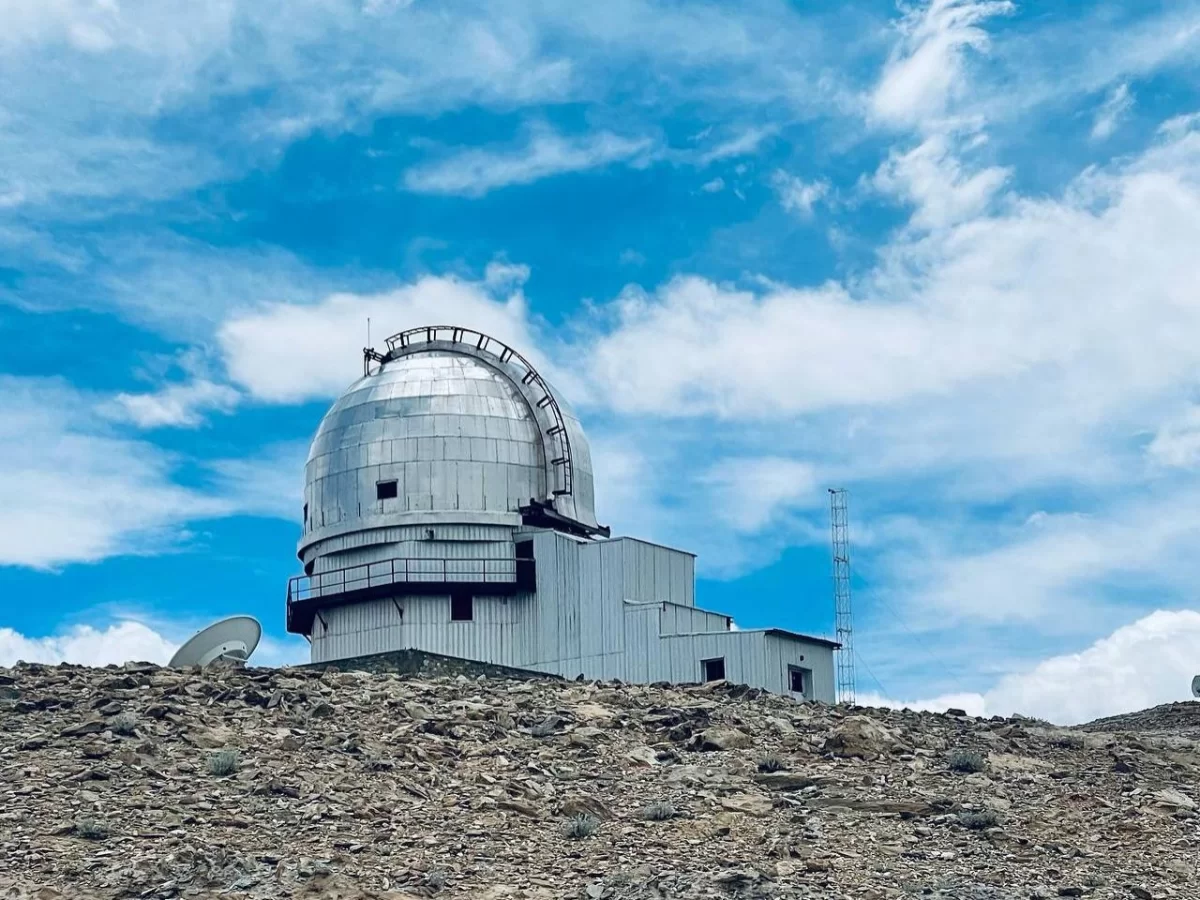 Hanle Indian Astronomical Observatory Ladakh silver dome Chandra telescope blue skies antenna rocky ridge, IIA high-altitude dark skies Himalayan astronomy, perfect stargazing cosmic research package.