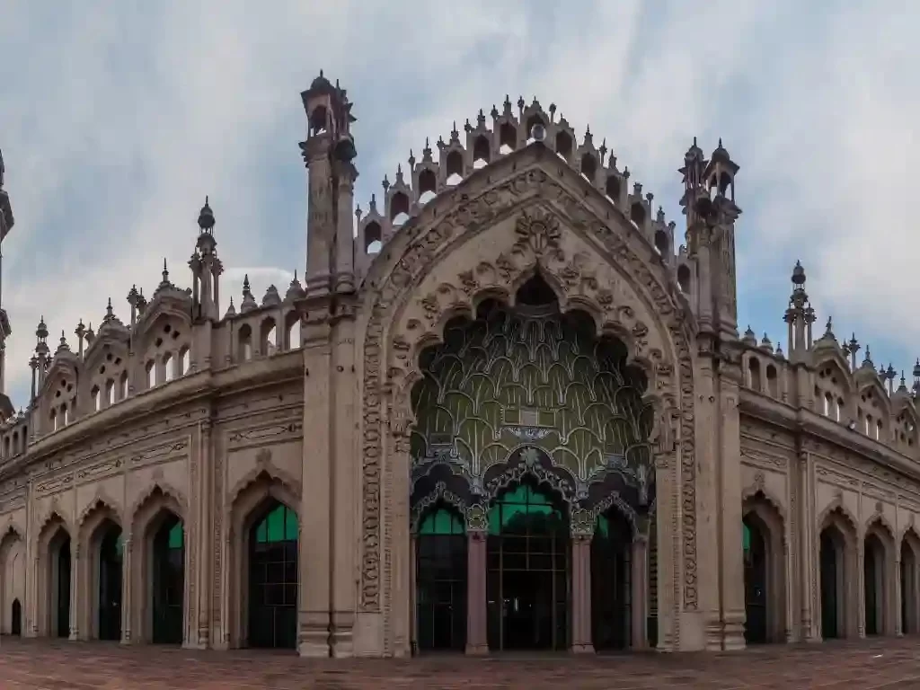 Jama Masjid Lucknow, magnificent Mughal-era mosque with ornate arches and intricate Islamic architecture in Uttar Pradesh.