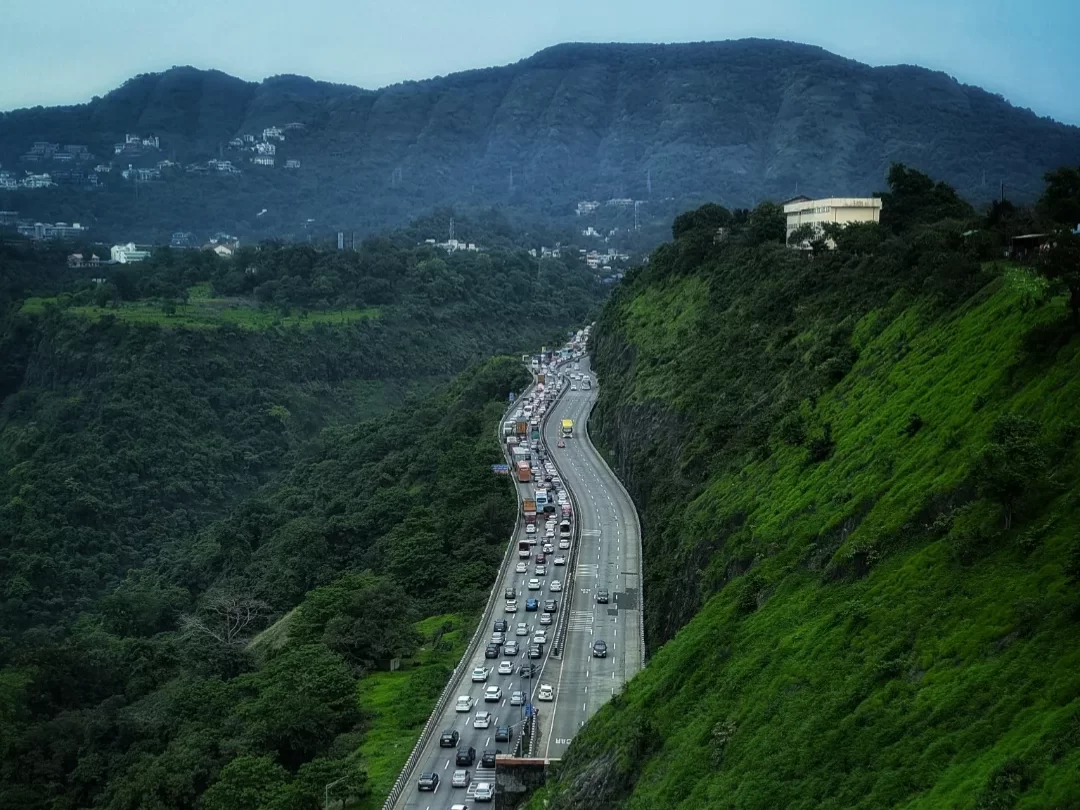 Khandala Point scenic highway and lush green valley view in Khandala Maharashtra tour packages