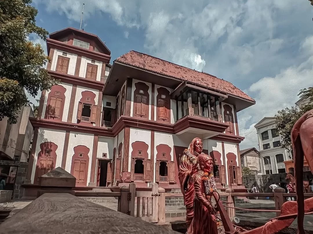 Laal Mahal Pune. Historic red palace associated with Chhatrapati Shivaji Maharaj in the heart of the city.