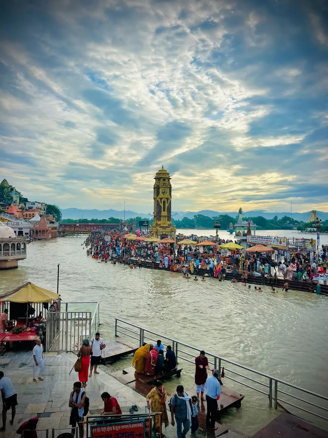 Har Ki Pauri, Haridwar – sacred Ganga ghat with clock tower featured in Uttarakhand tour packages