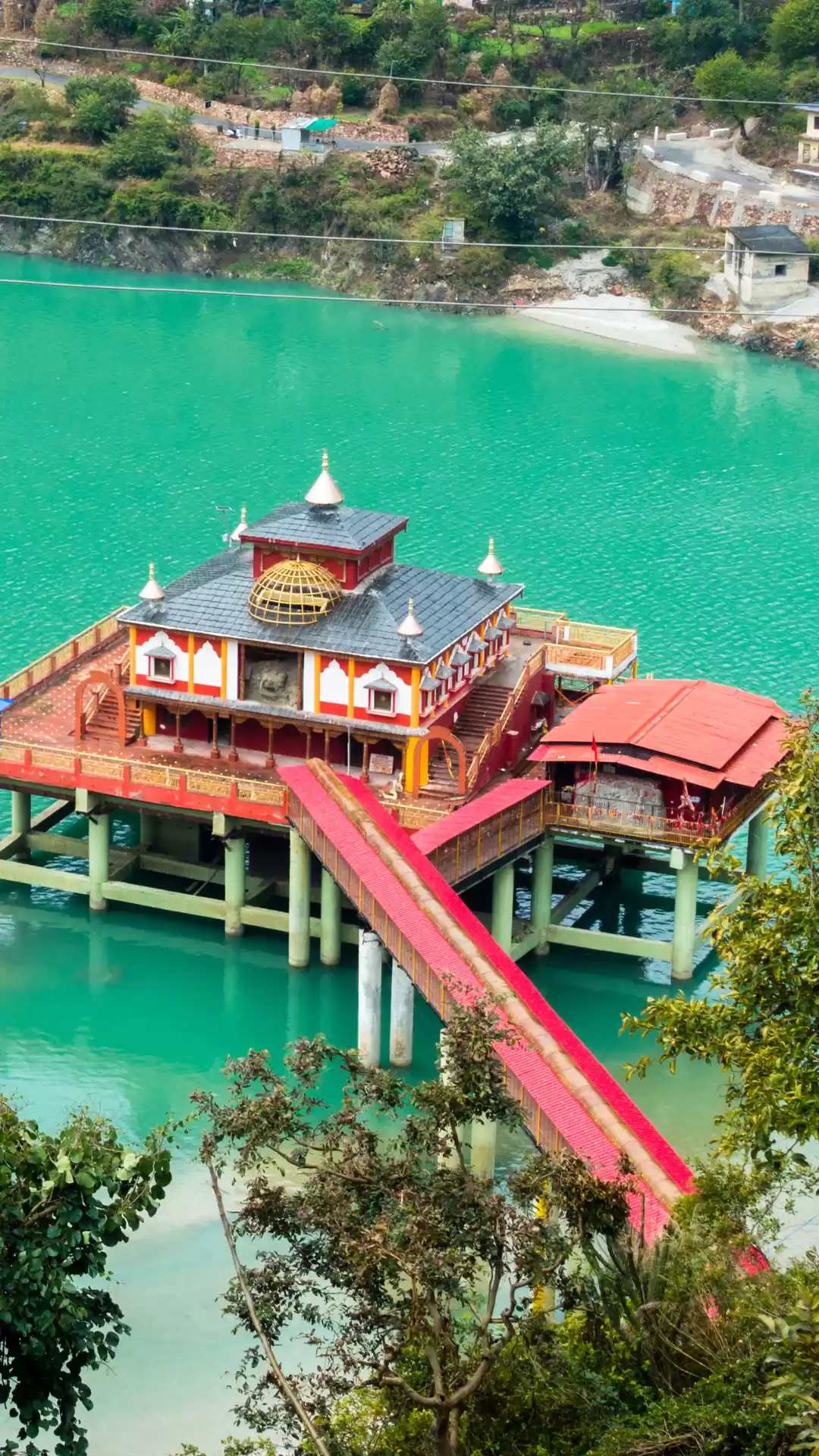 Dhari Devi Temple, Uttarakhand – sacred river shrine near Kedarnath featured in Uttarakhand tour packages