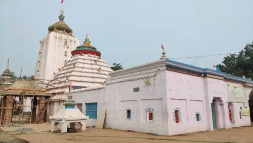 Shree Dhabaleswara Temple 