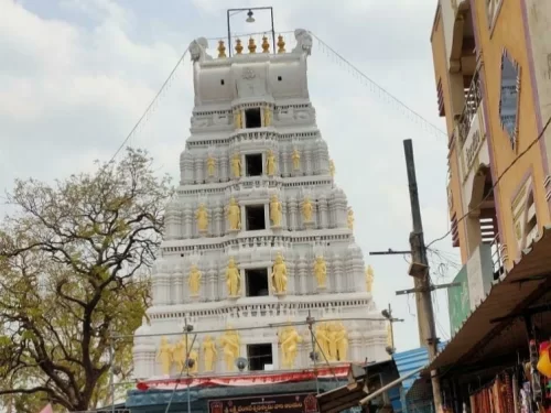 Devuni Kadapa Sri Venkateswara Temple historic pilgrimage site in Kadapa in Andhra Pradesh tour packages.