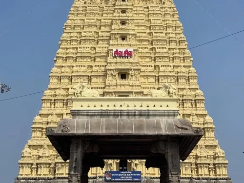 Ekambareswarar Temple, ancient Shiva temple in Kanchipuram with towering Dravidian gopuram and sacred mango tree shrine