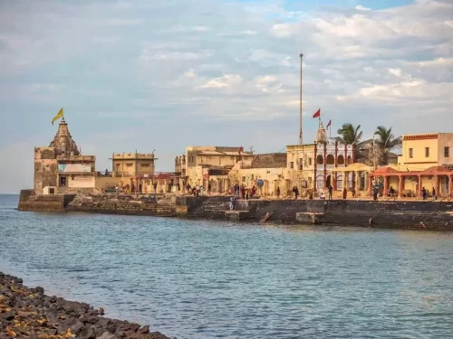 Gomti Ghat Temple Dwarka, sacred Hindu pilgrimage site on Gomti River, spiritual landmark near Dwarkadhish Temple Gujarat.