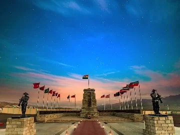 Hall of Fame Leh Ladakh Indian Army war memorial museum cenotaph flags India Pakistan Turkey sunset sunrise Karakoram mountains soldier statues red carpet lamps military history Kargil heroes.