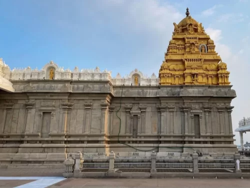 Kanniyakumari Shri Tirupathi Temple, grand Balaji temple in Kanyakumari with golden vimana and Dravidian-style architecture