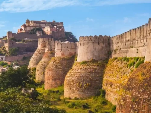 Kumbhalgarh Fort Mewar Massive hilltop fort with a thirty six kilometer wall and the Badal Mahal palace Rajasthan.