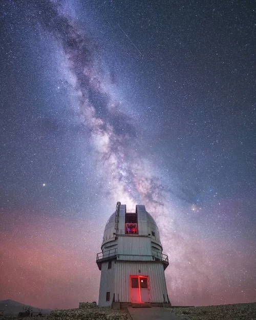 Hanle Observatory in Ladakh under the Milky Way galaxy at night, a world-class stargazing attraction featured in Ladakh tour packages