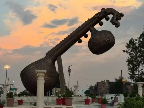 Lata Mangeshkar Chowk Ayodhya, iconic giant veena sculpture tribute to the legendary singer in Uttar Pradesh city landmark.