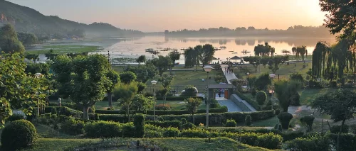 Manasbal Lake 