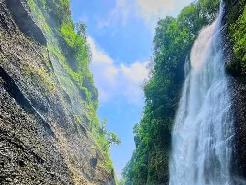 Noh Kawang Falls
