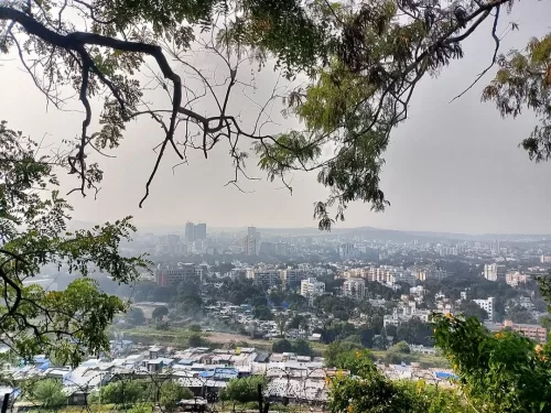 Parvati Hill Pune. Scenic hilltop viewpoint with panoramic city views and historic temples. 