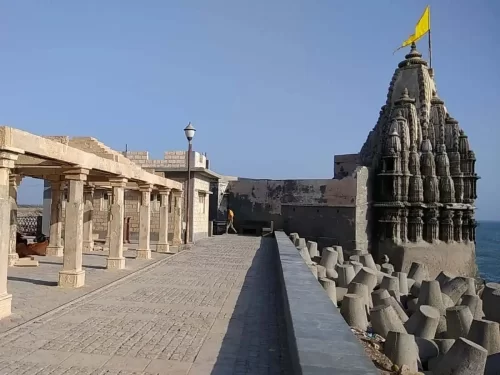 Shree Samudra Narayan Temple Dwarka, ancient seaside Hindu temple in Gujarat, sacred pilgrimage and coastal heritage site.