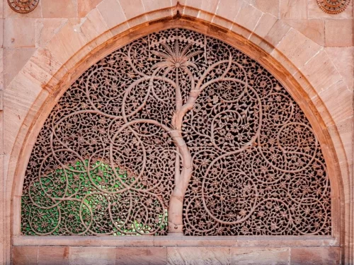 Sidi Saiyyad Masjid, iconic 16th-century mosque in Ahmedabad famous for its intricate stone lattice windows and the legendary Tree of Life carving.