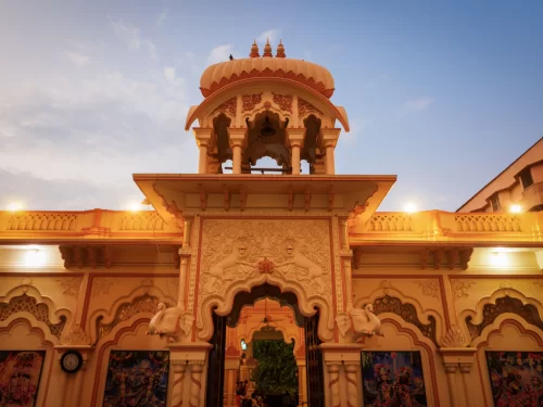 Shree krishna balaram mandir