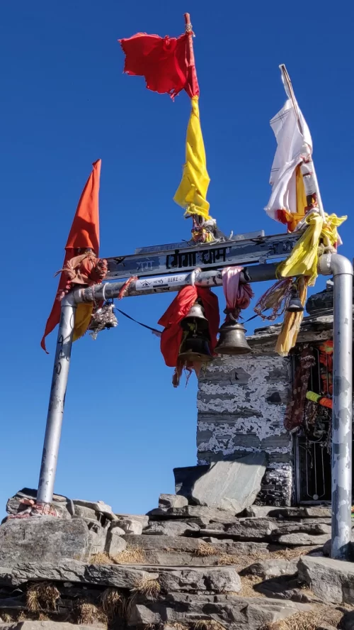 Tungnath Temple entrance gate highest Shiva temple on Chopta Chandrashila trek route in Uttarakhand tour packages.