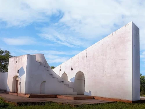 Vedh Shala in Madhya Pradesh featuring historic astronomical instruments and traditional observatory architecture, a scientific heritage site often included in Madhya Pradesh tour packages.
