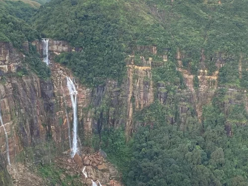 Wah Kaba Falls