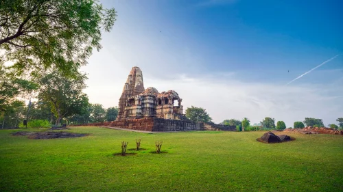 dulhadev temple khajuraho