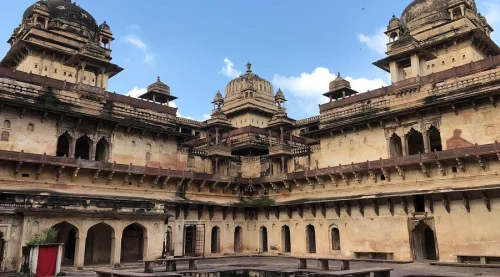 Raja Mahal