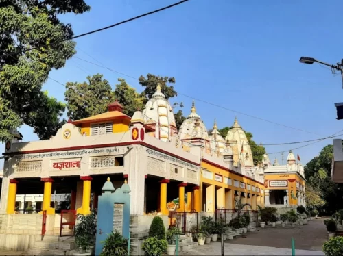 Saptrishi Ashram in Haridwar, Uttarakhand featuring traditional temple architecture and serene surroundings, a spiritual retreat included in Uttarakhand tour packages
