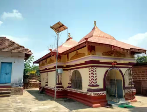Shri Aryadurga Devi Temple in Ankola during daylight, featuring traditional temple architecture and peaceful surroundings, perfect spiritual experience, Karnataka tour packages. 