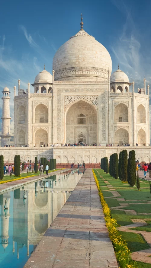 Taj Mahal, Agra – iconic white marble monument and UNESCO site featured in Uttar Pradesh tour packages