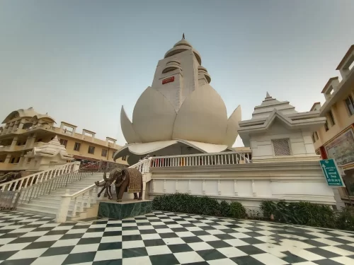 Shri Priyakant Ju Temple